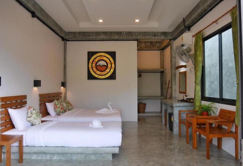 스탠다드 트리플 발코니 룸, Koh Tao Heritage