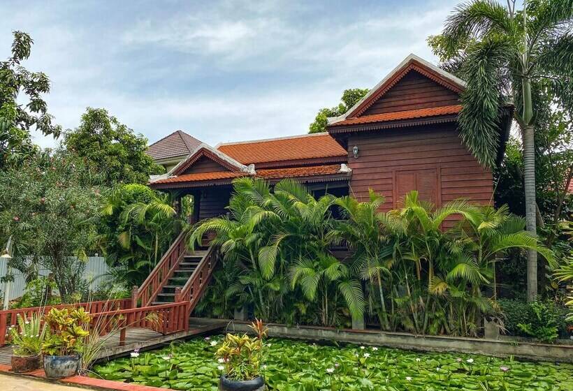 Семейное Бунгало, Vimean Sovannaphoum Resort