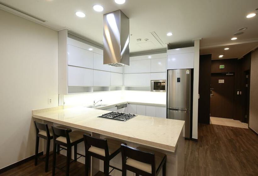 2침실 프리미엄 아파트, Orakai Insadong Suites