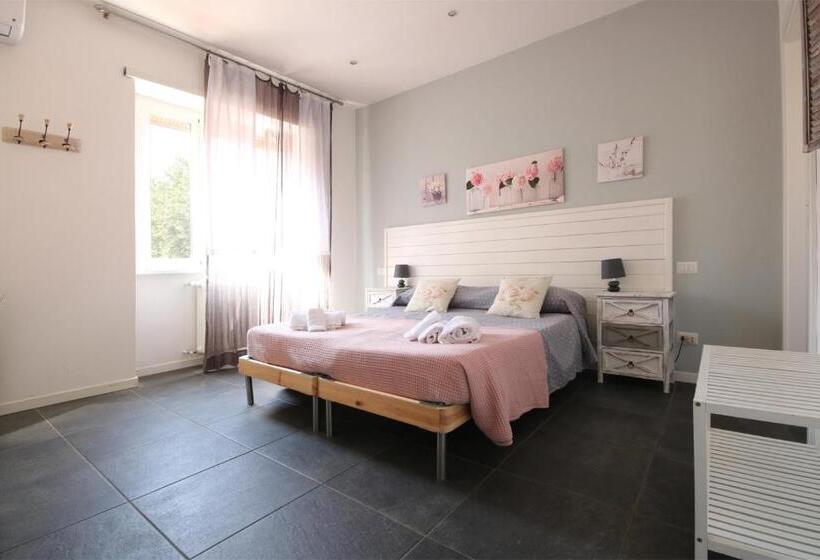 Habitación Estándar, Le Cupole