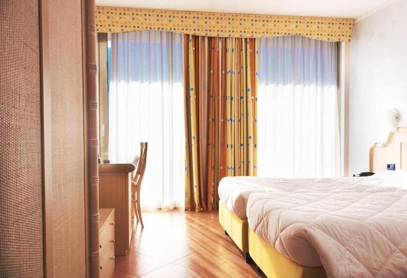 Номер Superior, Surf Hotel Pier   Montagnoli Group