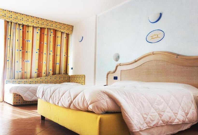 Семейный Номер Superior, Surf Hotel Pier   Montagnoli Group