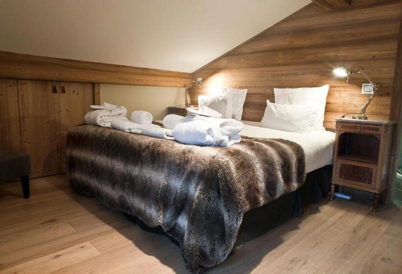 1 Bedroom Penthouse Apartment, Chamois D Or