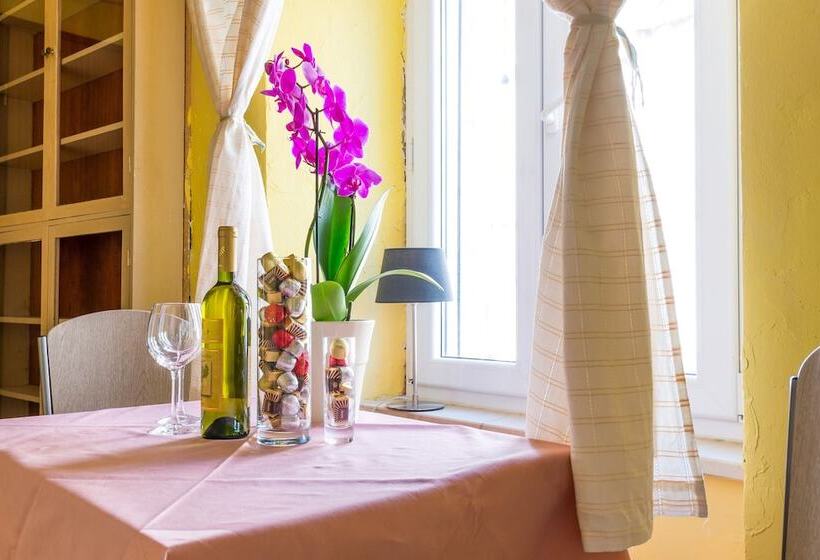 Apartamento 1 Dormitório, Apartments Abjanic