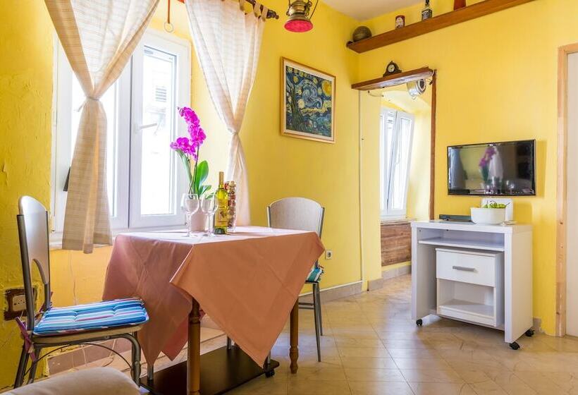 Apartamento 1 Dormitório, Apartments Abjanic