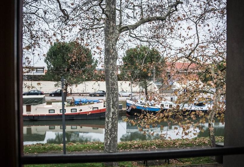 اتاق کلاسیک, Du Canal