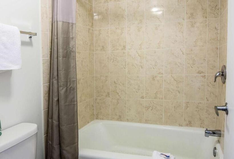Номер Стандарт Адаптированный для Инвалидов, Motel 6 Glassboro, Nj   Rowan University