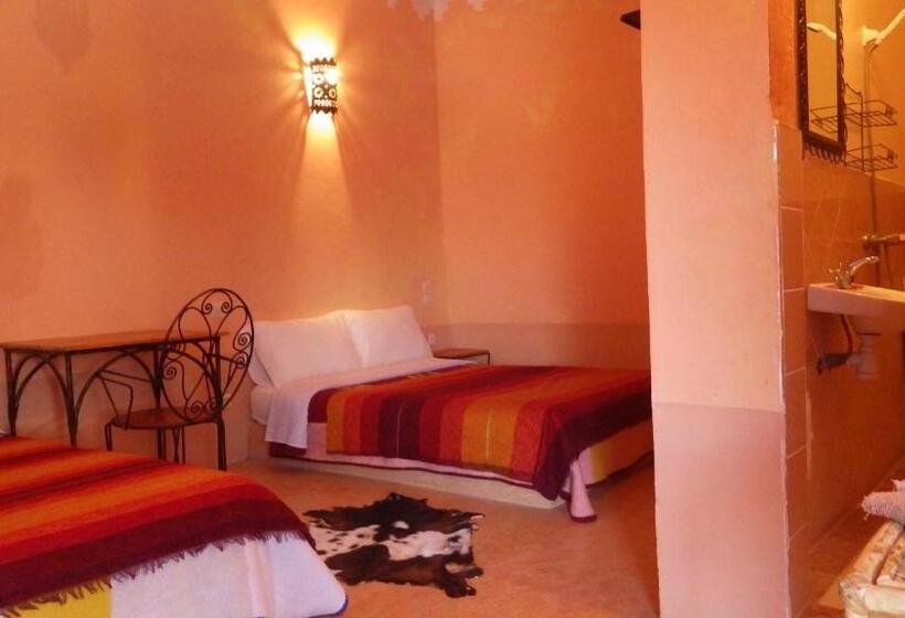 Standard Quadruple Room, La Kasbah Du Jardin