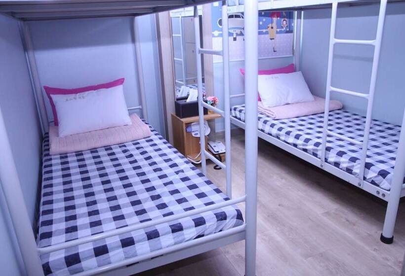 Четырехместный Номер Стандарт, Hostel Dahyun
