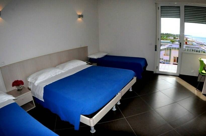 Triple Room Sea View, Riviera Spineta