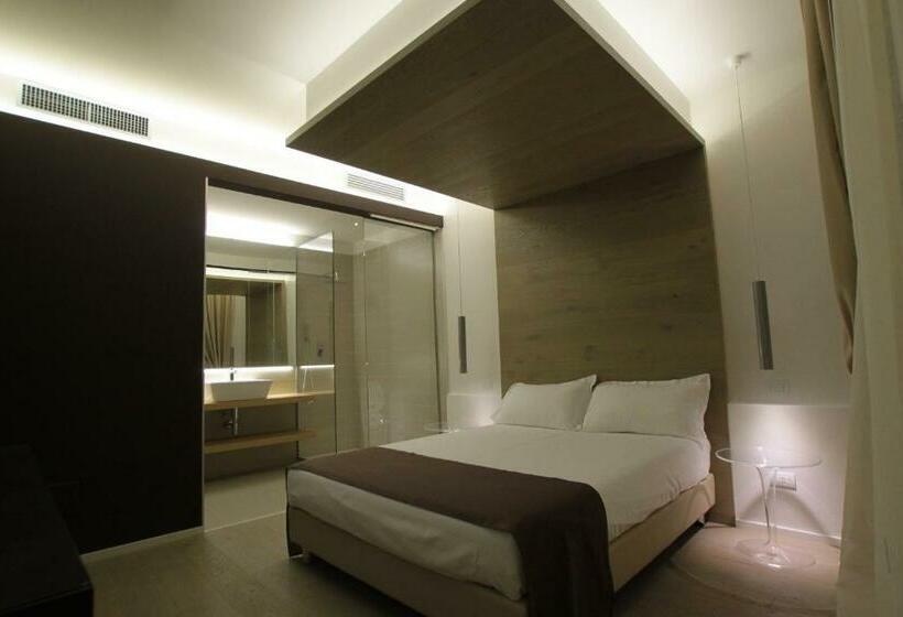 اتاق لوکس, Borgoleoni 18  Room And Breakfast