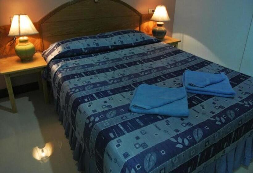 Номер Superior, Silla Patong Hostel