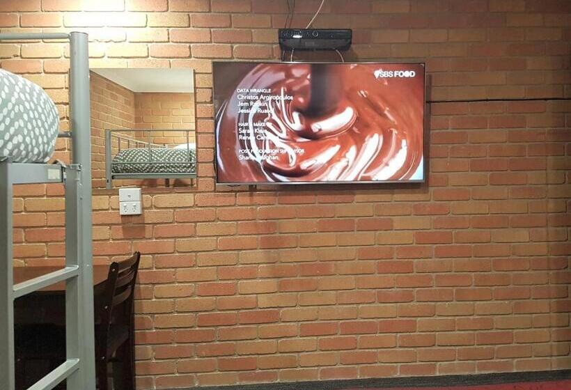 패밀리 룸, Travellers Inn Kaniva