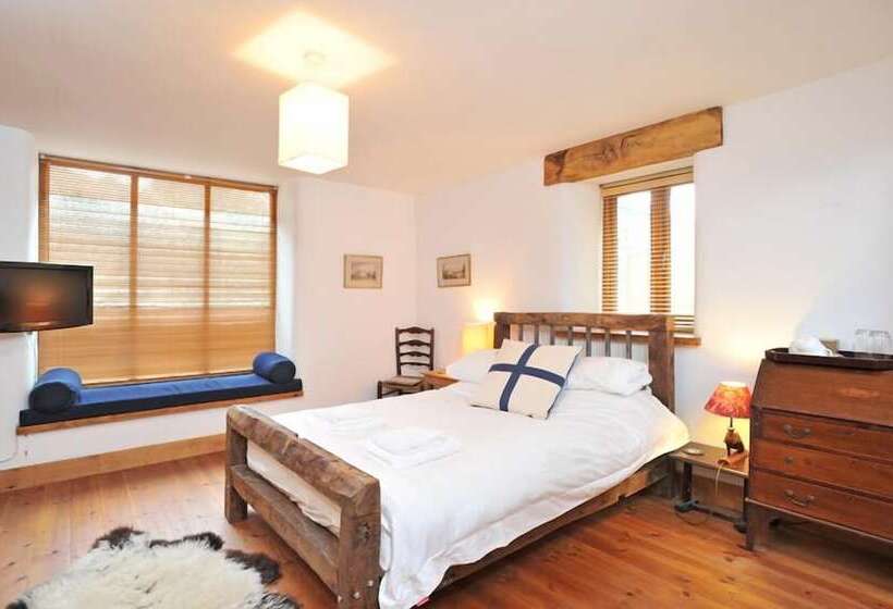 اتاق استاندارد, Little Orchard Barn Self Catering