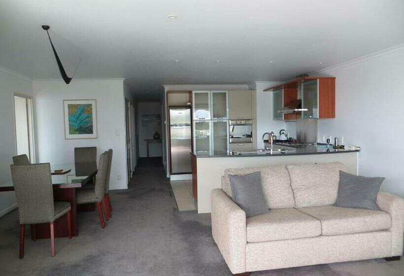 Апартаменты 3 Спальни, Cutterscove Resort Apartments