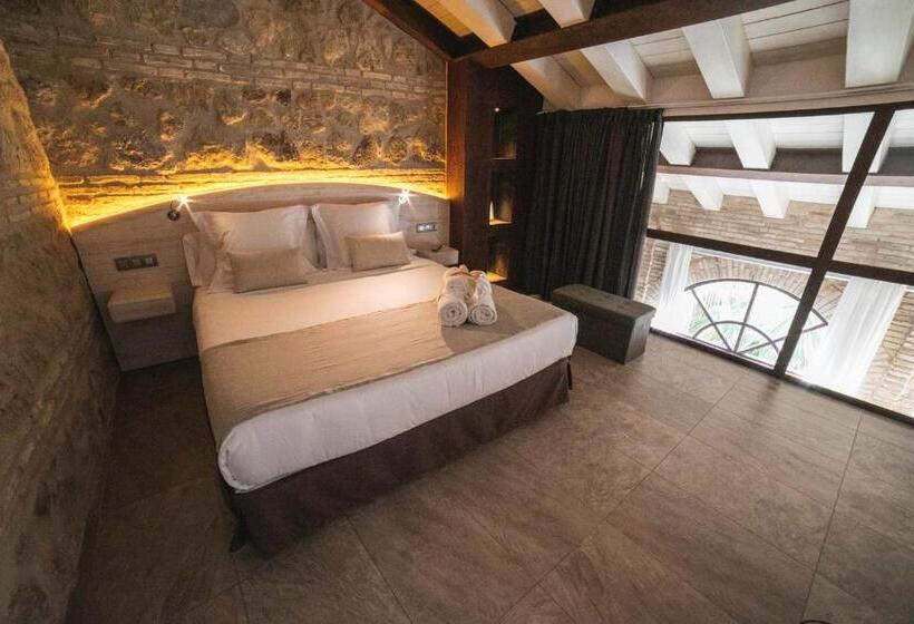 سوییت, Boutique Patio Del Posadero