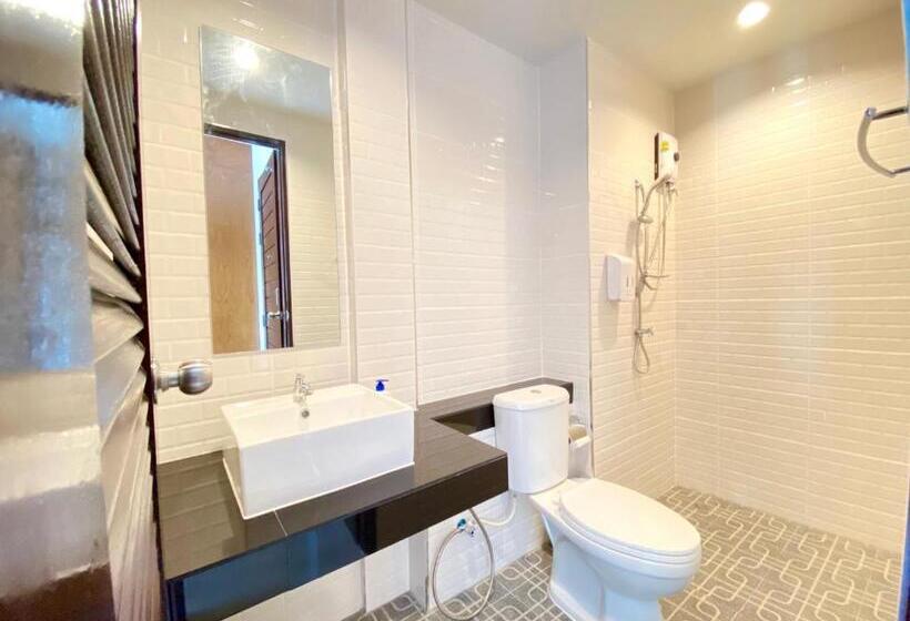 آپارتمان 1 خوابه با بالکن, Pensiri House   Sha Extra Plus
