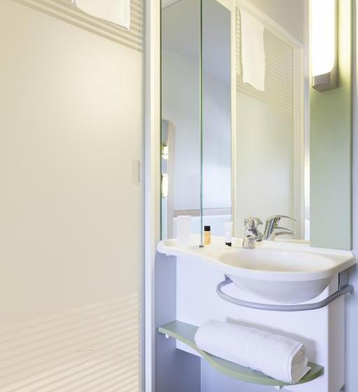 Номер Стандарт, Ibis Budget Hotel Edinburgh Park