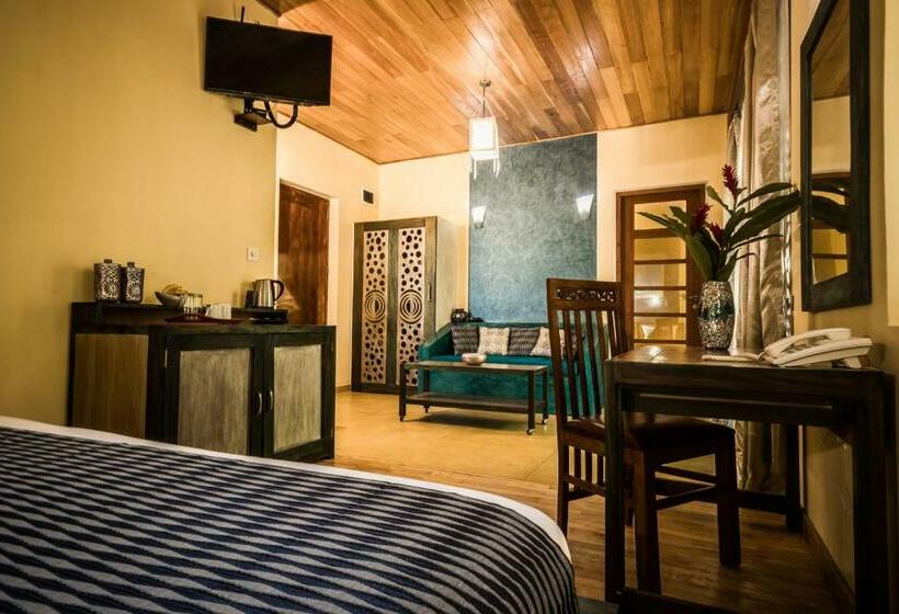 اتاق سوپریور با چشم‌انداز کوهستان, Yasmin Hill Longevity Resort   Former Galavilla Boutique Hotel & Spa