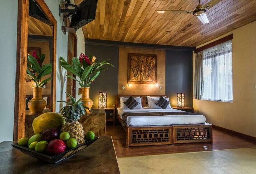 اتاق سوپریور با چشم‌انداز کوهستان, Yasmin Hill Longevity Resort   Former Galavilla Boutique Hotel & Spa