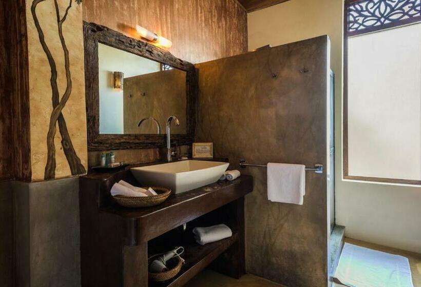 اتاق سوپریور با چشم‌انداز کوهستان, Yasmin Hill Longevity Resort   Former Galavilla Boutique Hotel & Spa