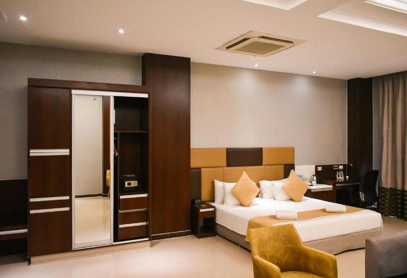 سوییت خانوادگی, Best Western Plus  Subic