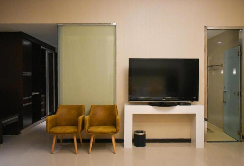 سوییت اجرایی, Best Western Plus  Subic