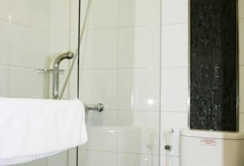 Номер Стандарт, Reddoorz Plus @ Affandi Gejayan