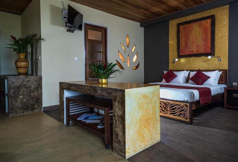 اتاق سوپریور با چشم‌انداز کوهستان, Yasmin Hill Longevity Resort   Former Galavilla Boutique Hotel & Spa