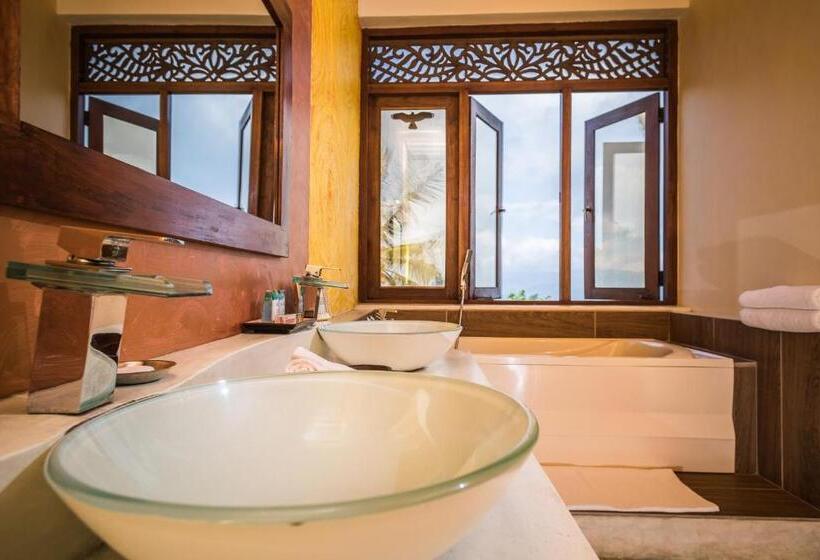 سوییت با چشم‌انداز کوه, Yasmin Hill Longevity Resort   Former Galavilla Boutique Hotel & Spa