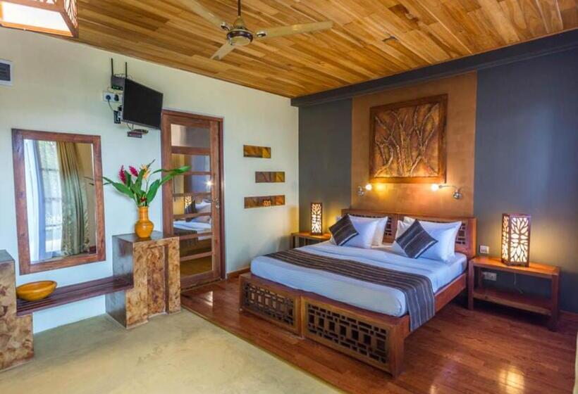 اتاق سوپریور با چشم‌انداز کوهستان, Yasmin Hill Longevity Resort   Former Galavilla Boutique Hotel & Spa
