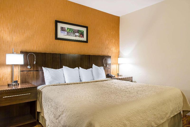 Номер Стандарт, Ibis Budget Lille Villeneuve D'ascq