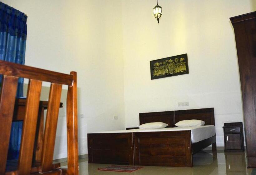 高级大房间, Serenity Lake Resort Yala