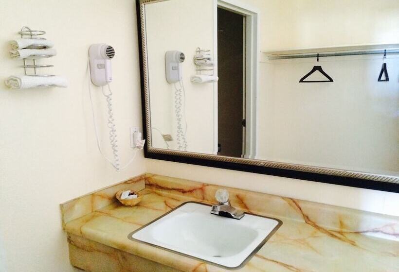 Номер Стандарт, Regal Inn Las Vegas New Mexico