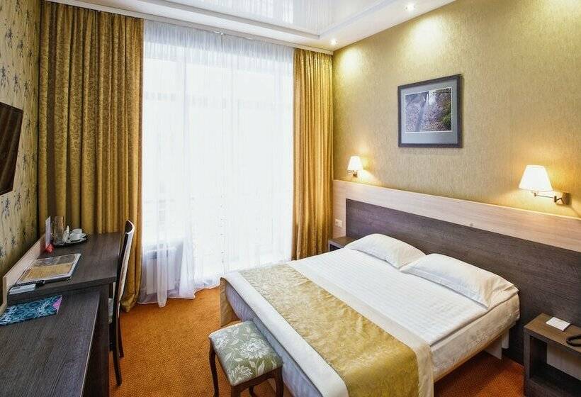 Номер Стандарт, Metropol
