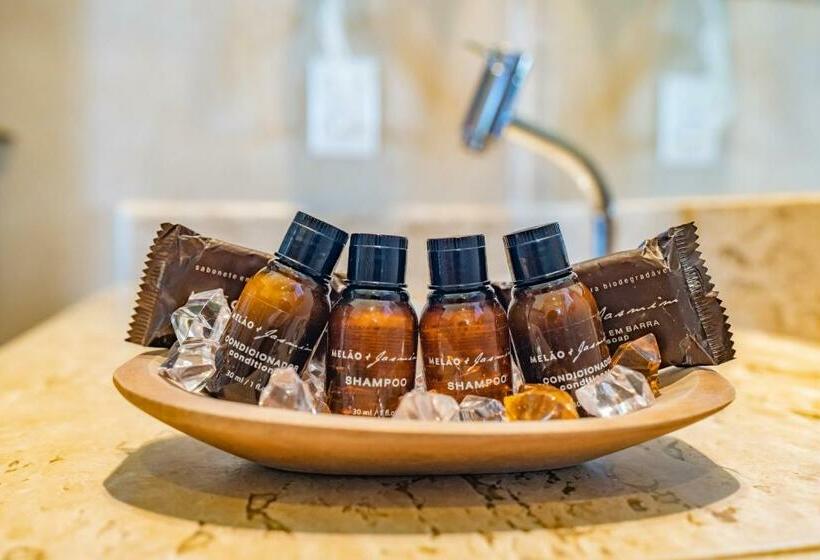 Номер Deluxe, Pousada Camelot Inn