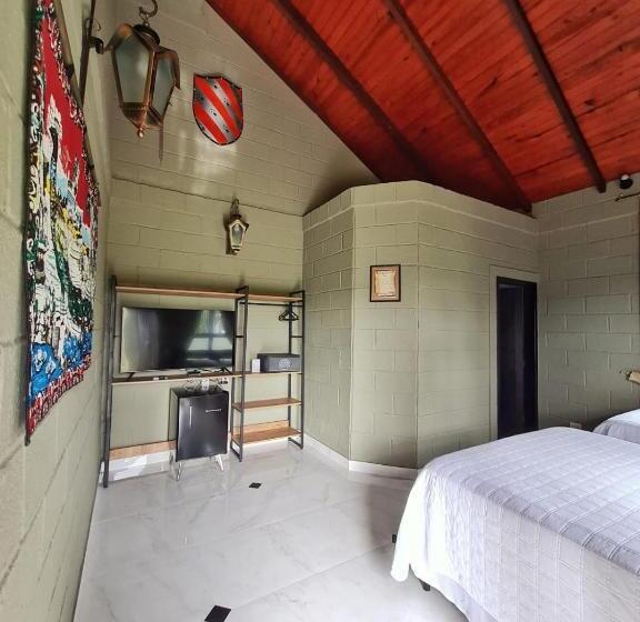 Номер Deluxe, Pousada Camelot Inn