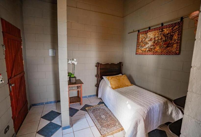 Номер Стандарт, Pousada Camelot Inn