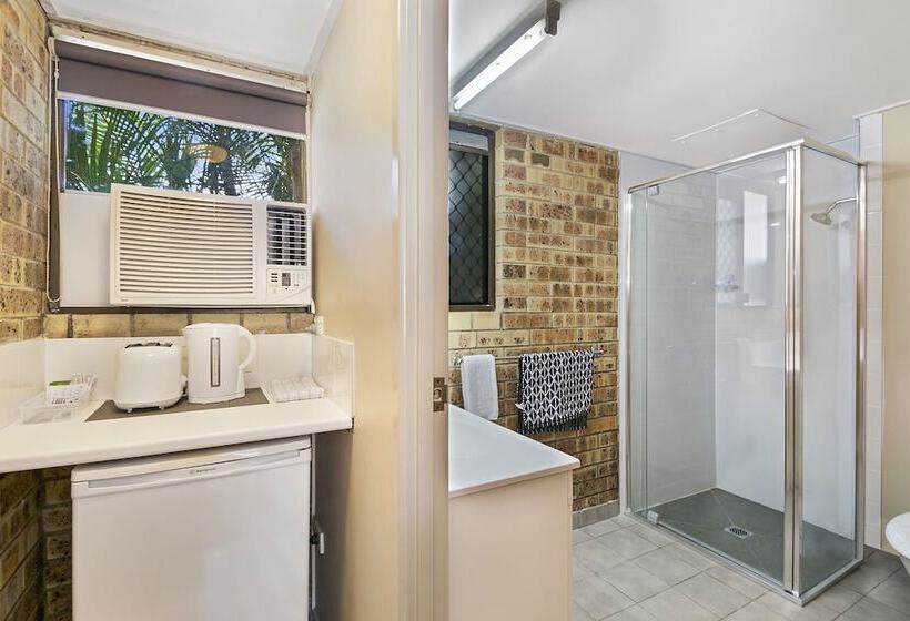 Номер Стандарт, Golden Beach Motor Inn, Caloundra