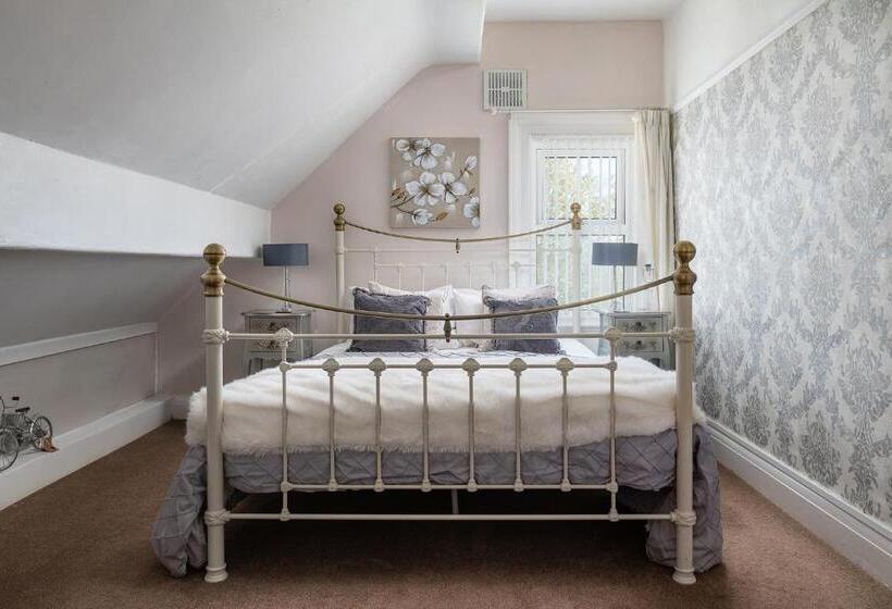 Quarto Estandar, Rosaire Guest House