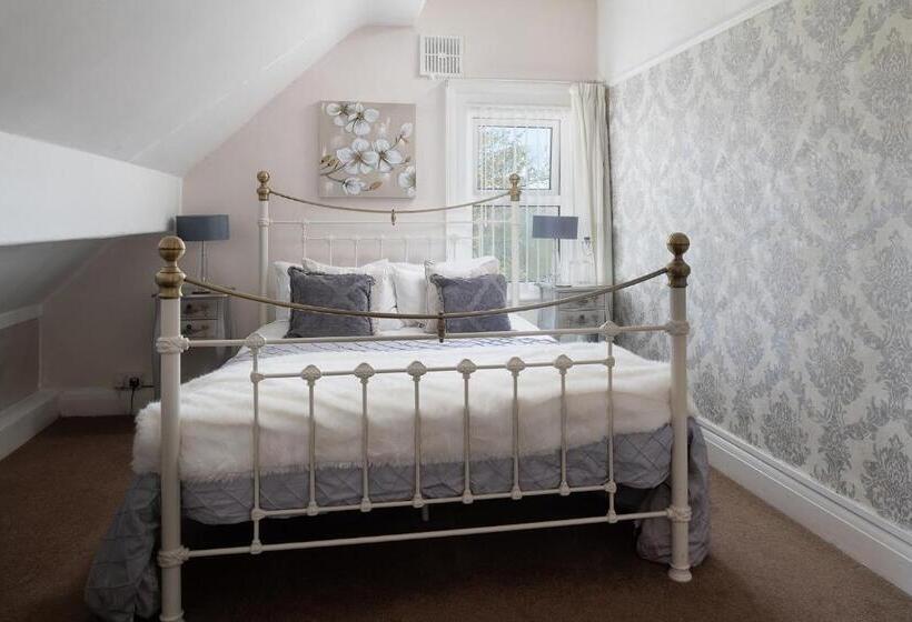 Quarto Estandar, Rosaire Guest House
