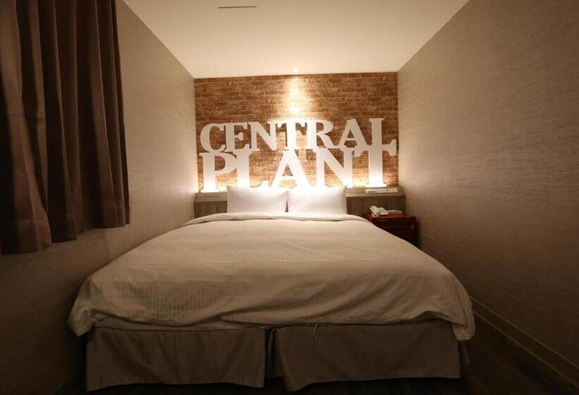 اتاق کلاسیک, Central