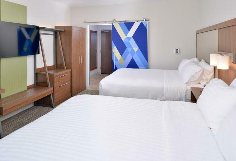 Номер Стандарт, Holiday Inn Express & Suites Madison, An Ihg