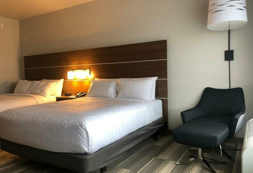 Номер Стандарт, Holiday Inn Express & Suites Madison, An Ihg