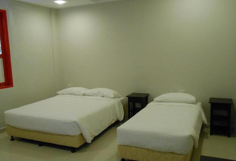 غرفة ديلوكس ثلاثية, Kt Chinatown Lodge