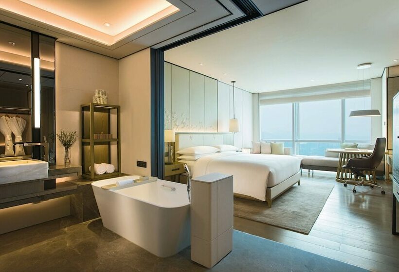 行政房间, Shenzhen Marriott Hotel Nanshan