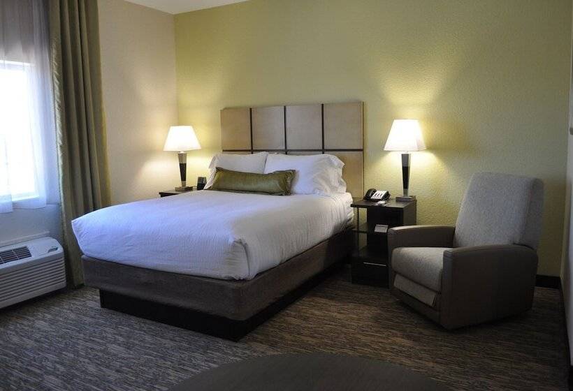 スタンダードスタジオ, Candlewood Suites Bay City, An Ihg