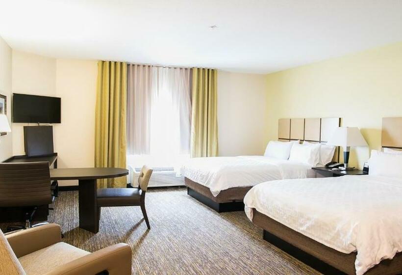 スタンダードスタジオ, Candlewood Suites Bay City, An Ihg