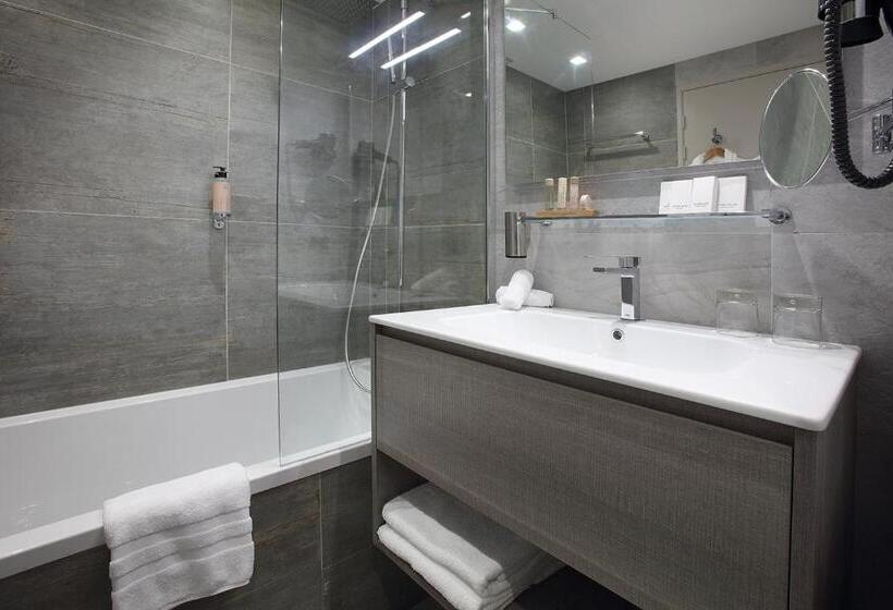 Standard Triple Room, Le Tremplin