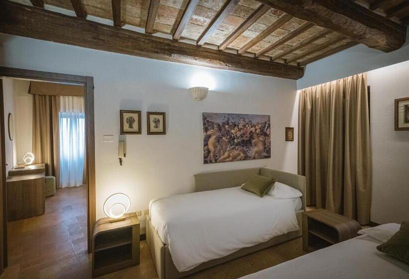Четырехместный Номер Стандарт, Villa Montegranelli